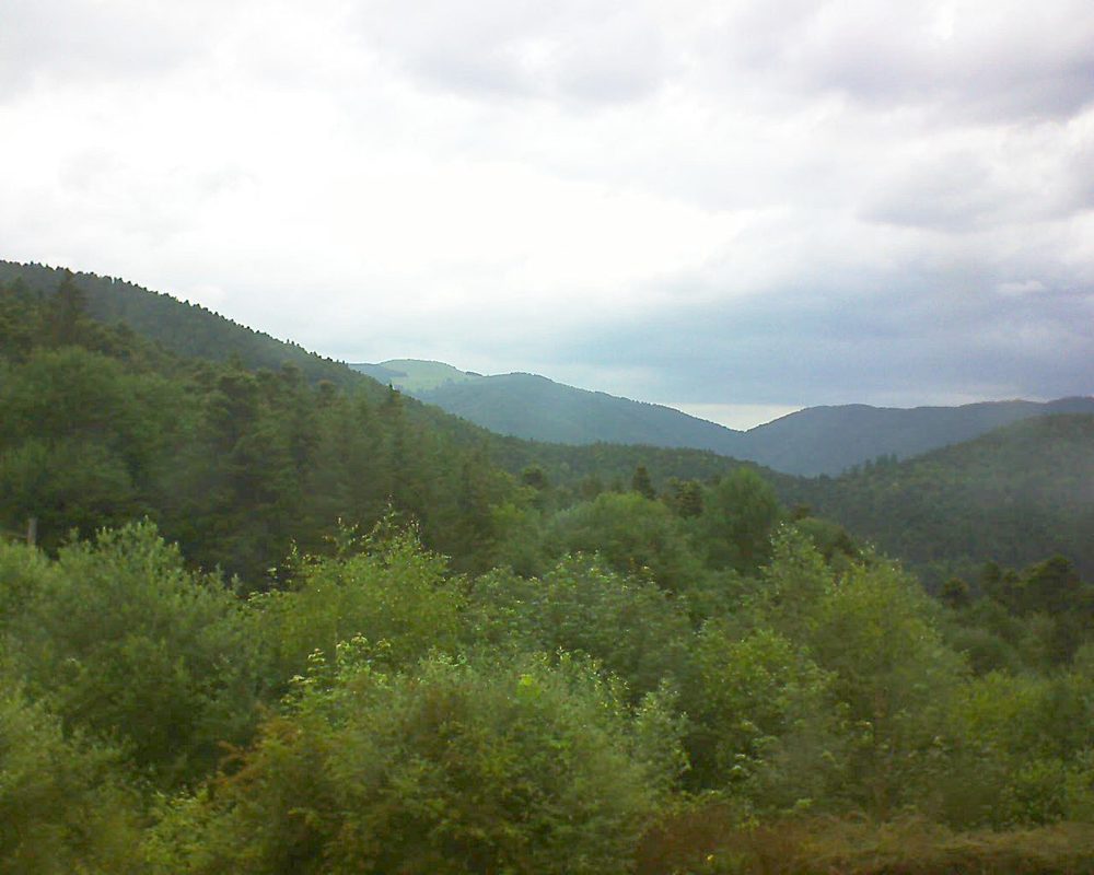 Le petit ballon vu depuis le Domaine Langmatt à Murbach le 17.06.2018 à 14:15 Le petit ballon (Alsace, Vosges) le 17.06.2018 à 14:15