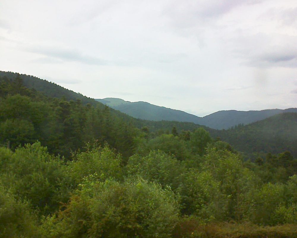 Le petit ballon vu depuis le Domaine Langmatt à Murbach le 17.06.2018 à 16:45 Le petit ballon (Alsace, Vosges) le 17.06.2018 à 16:45