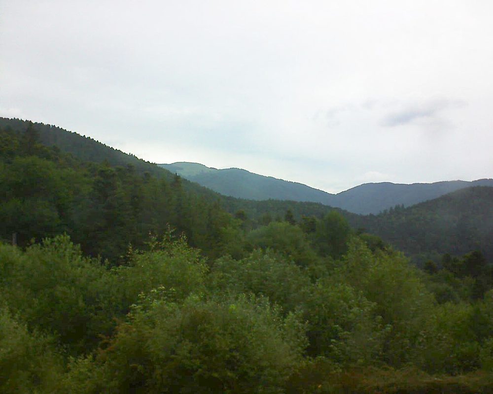 Le petit ballon vu depuis le Domaine Langmatt à Murbach le 17.06.2018 à 18:30 Le petit ballon (Alsace, Vosges) le 17.06.2018 à 18:30