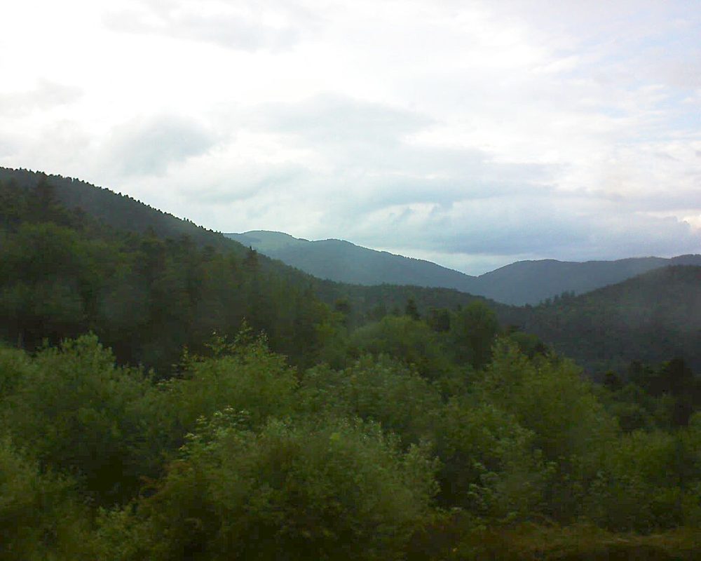 Le petit ballon vu depuis le Domaine Langmatt à Murbach le 17.06.2018 à 20:00 Le petit ballon (Alsace, Vosges) le 17.06.2018 à 20:00