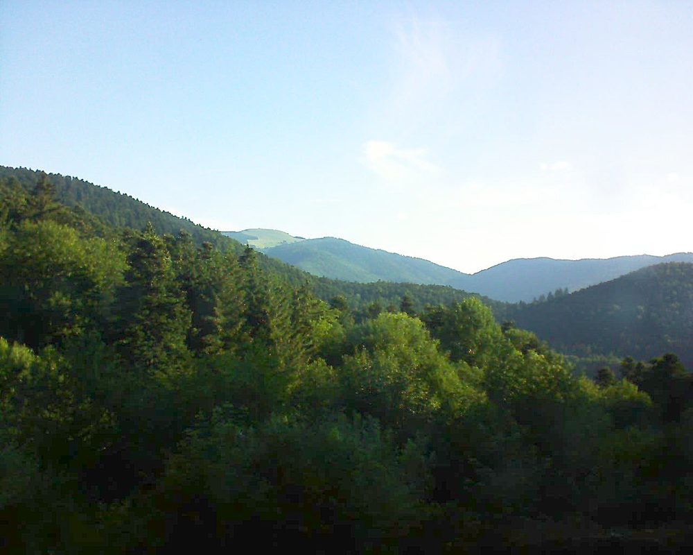 Le petit ballon vu depuis le Domaine Langmatt à Murbach le 18.06.2018 à 07:30 Le petit ballon (Alsace, Vosges) le 18.06.2018 à 07:30