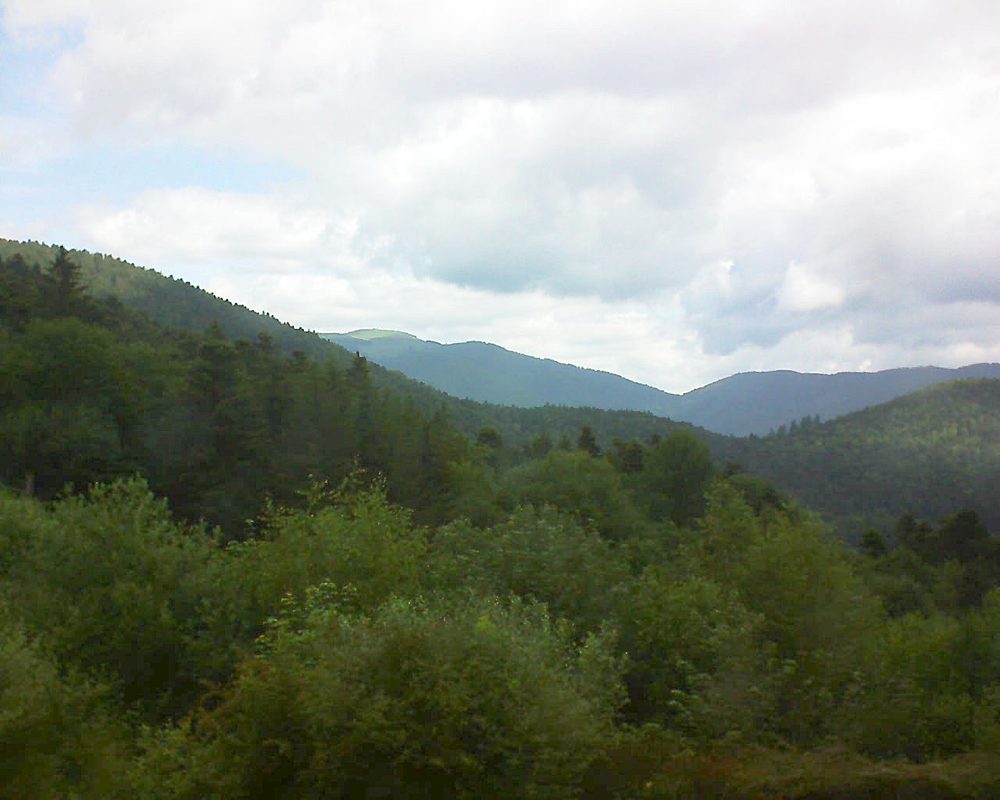 Le petit ballon vu depuis le Domaine Langmatt à Murbach le 18.06.2018 à 11:00 Le petit ballon (Alsace, Vosges) le 18.06.2018 à 11:00
