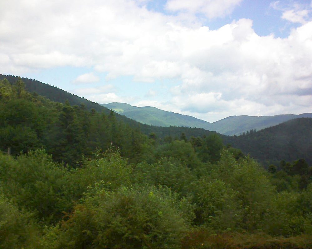 Le petit ballon vu depuis le Domaine Langmatt à Murbach le 18.06.2018 à 11:45 Le petit ballon (Alsace, Vosges) le 18.06.2018 à 11:45