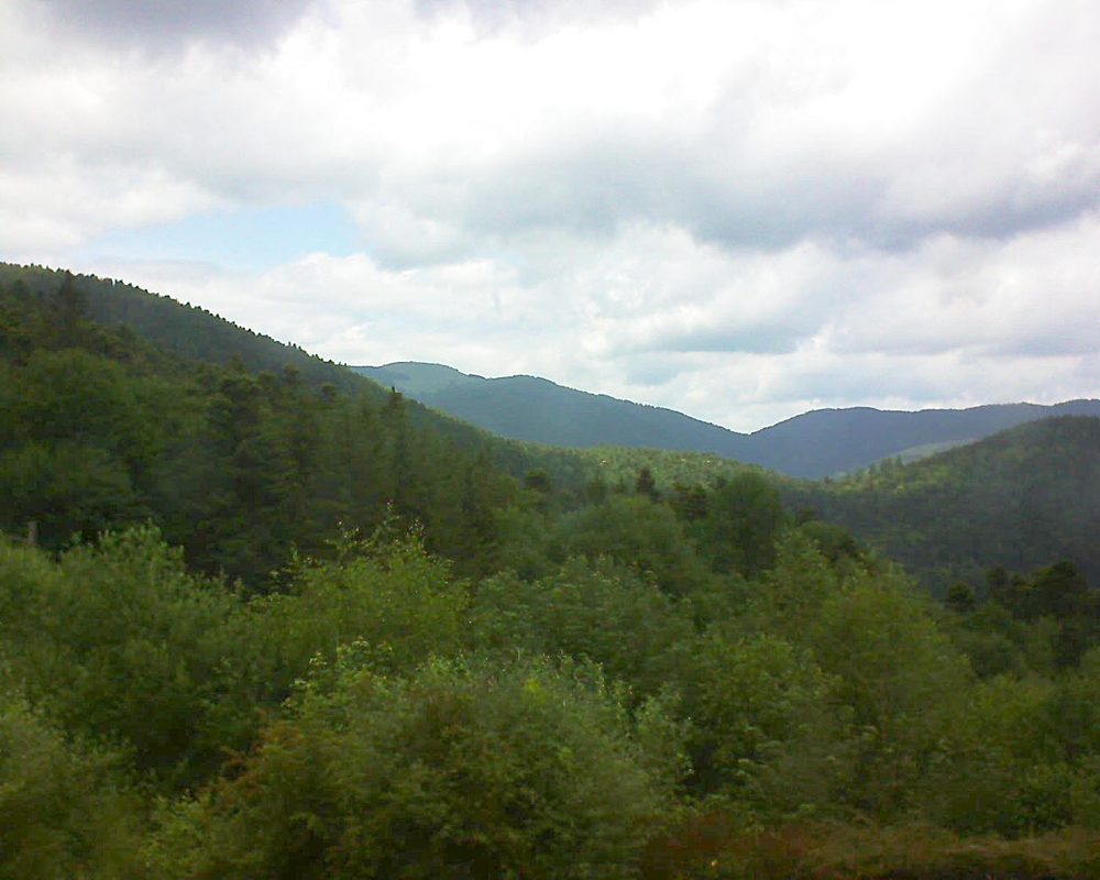 Le petit ballon vu depuis le Domaine Langmatt à Murbach le 18.06.2018 à 12:30 Le petit ballon (Alsace, Vosges) le 18.06.2018 à 12:30