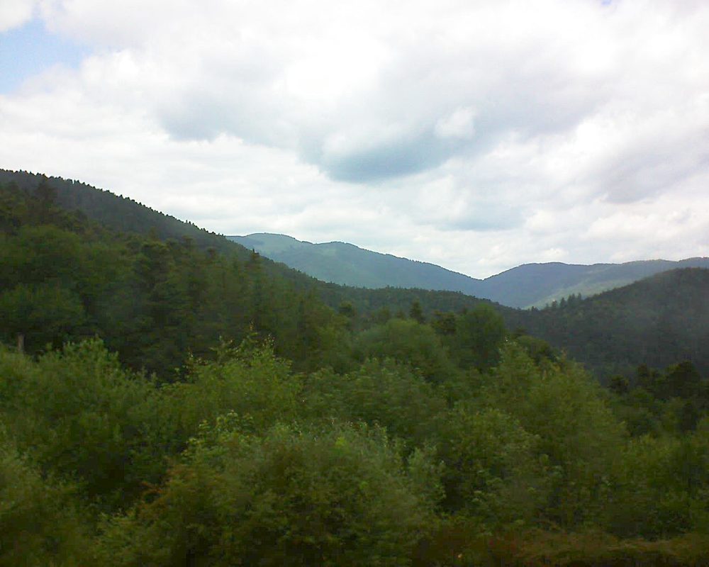 Le petit ballon vu depuis le Domaine Langmatt à Murbach le 18.06.2018 à 13:00 Le petit ballon (Alsace, Vosges) le 18.06.2018 à 13:00