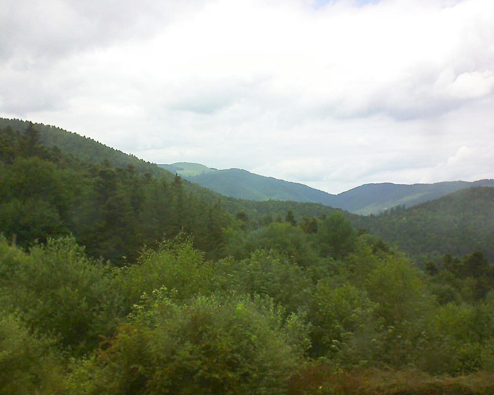 Le petit ballon vu depuis le Domaine Langmatt à Murbach le 18.06.2018 à 13:45 Le petit ballon (Alsace, Vosges) le 18.06.2018 à 13:45