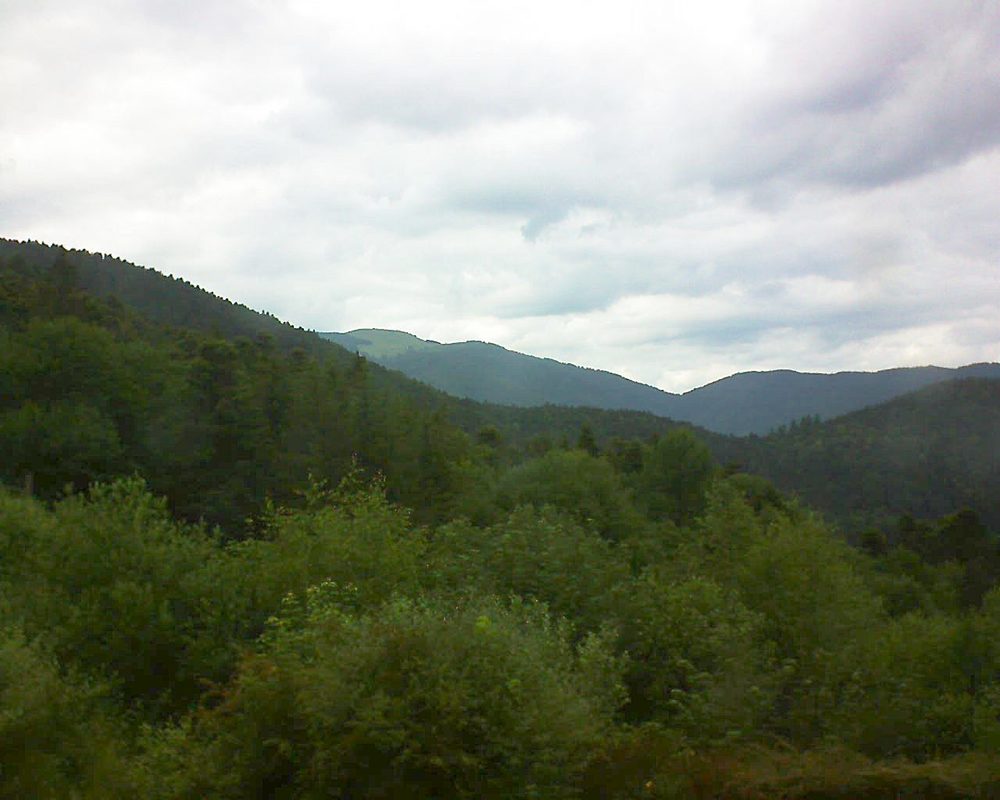 Le petit ballon vu depuis le Domaine Langmatt à Murbach le 18.06.2018 à 16:45 Le petit ballon (Alsace, Vosges) le 18.06.2018 à 16:45