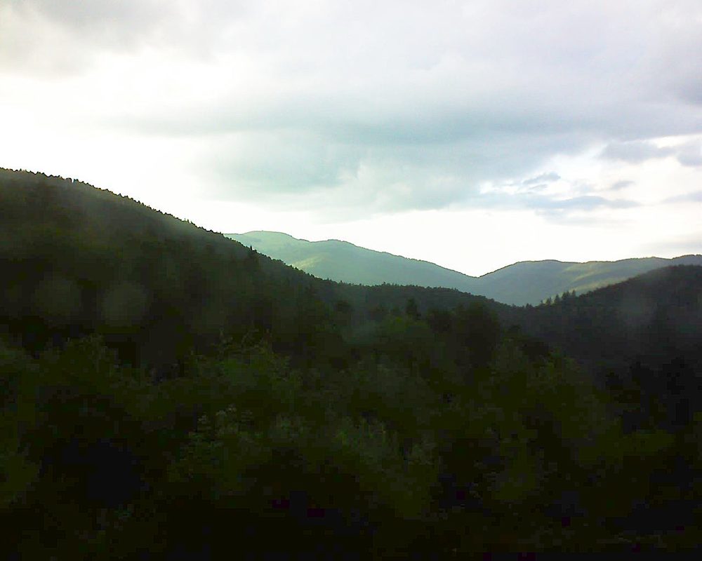Le petit ballon vu depuis le Domaine Langmatt à Murbach le 18.06.2018 à 20:15 Le petit ballon (Alsace, Vosges) le 18.06.2018 à 20:15