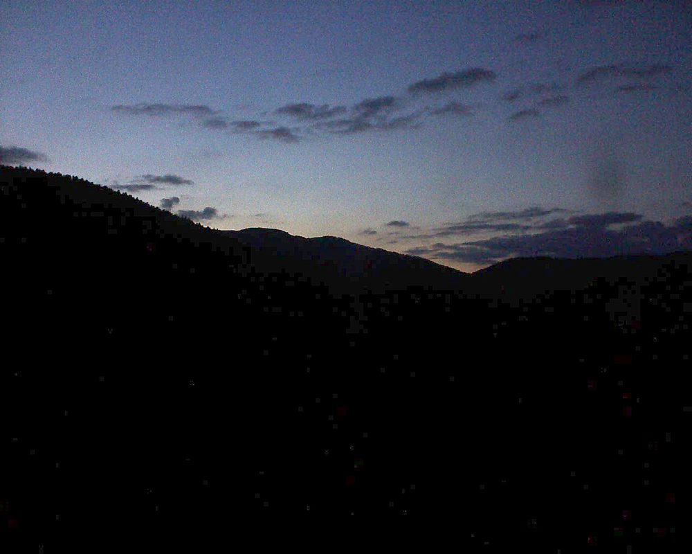 Le petit ballon vu depuis le Domaine Langmatt à Murbach le 18.06.2018 à 22:15 Le petit ballon (Alsace, Vosges) le 18.06.2018 à 22:15