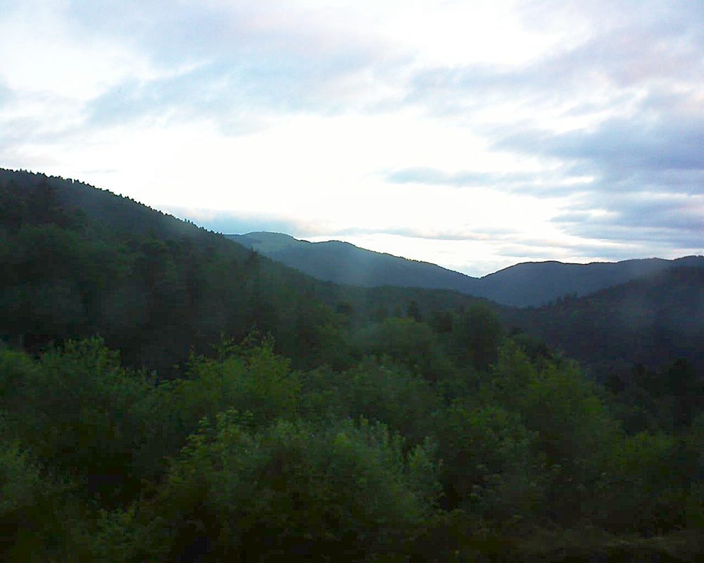 Le petit ballon vu depuis le Domaine Langmatt à Murbach le 19.06.2018 à 05:45 Le petit ballon (Alsace, Vosges) le 19.06.2018 à 05:45