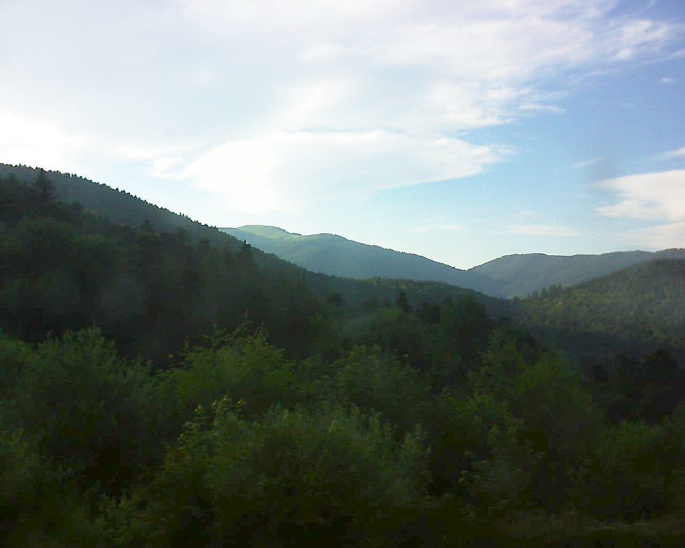 Le petit ballon vu depuis le Domaine Langmatt à Murbach le 19.06.2018 à 19:45 Le petit ballon (Alsace, Vosges) le 19.06.2018 à 19:45