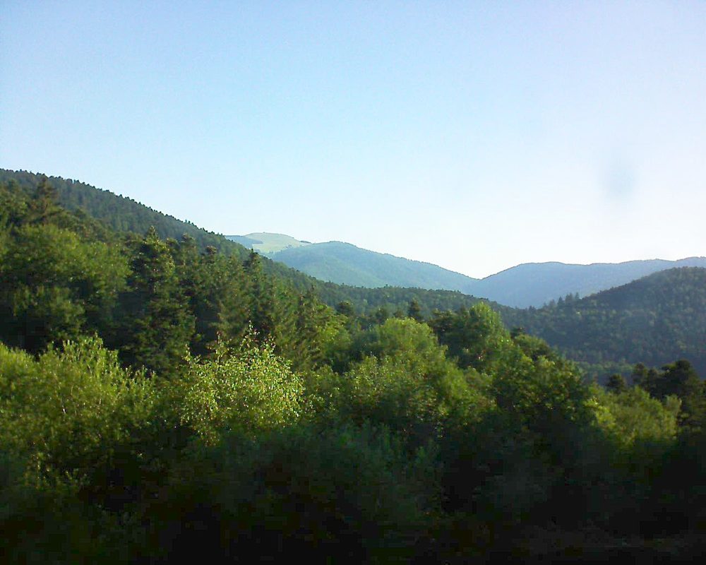 Le petit ballon vu depuis le Domaine Langmatt à Murbach le 20.06.2018 à 08:00 Le petit ballon (Alsace, Vosges) le 20.06.2018 à 08:00