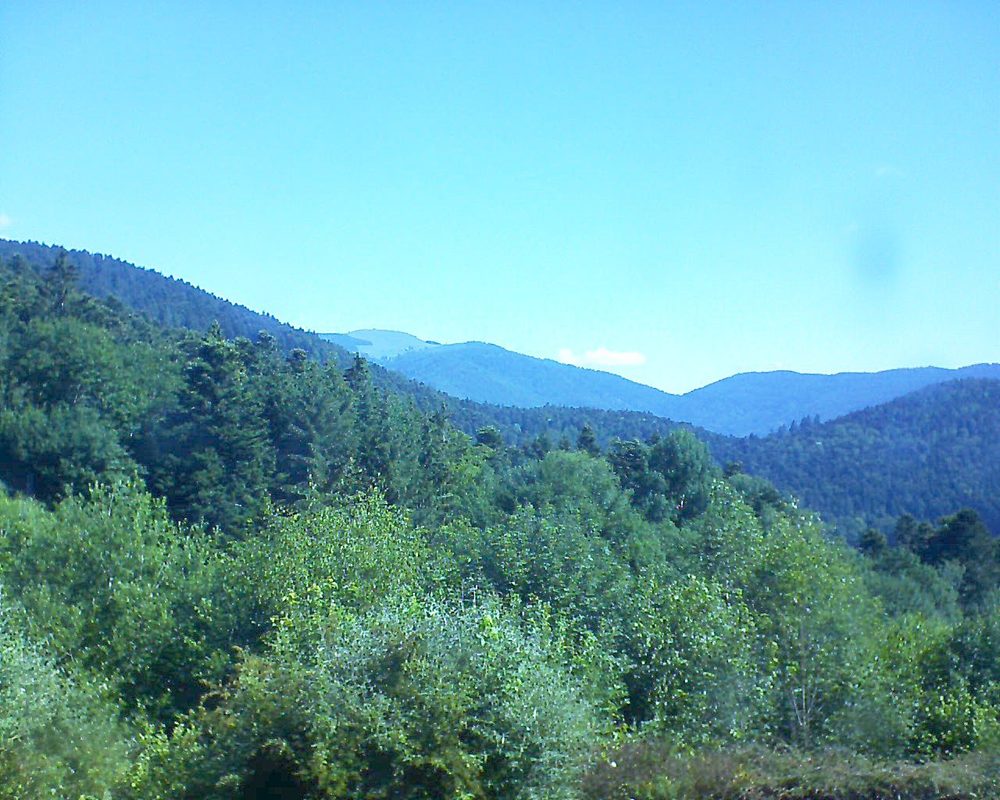 Le petit ballon vu depuis le Domaine Langmatt à Murbach le 20.06.2018 à 10:15 Le petit ballon (Alsace, Vosges) le 20.06.2018 à 10:15