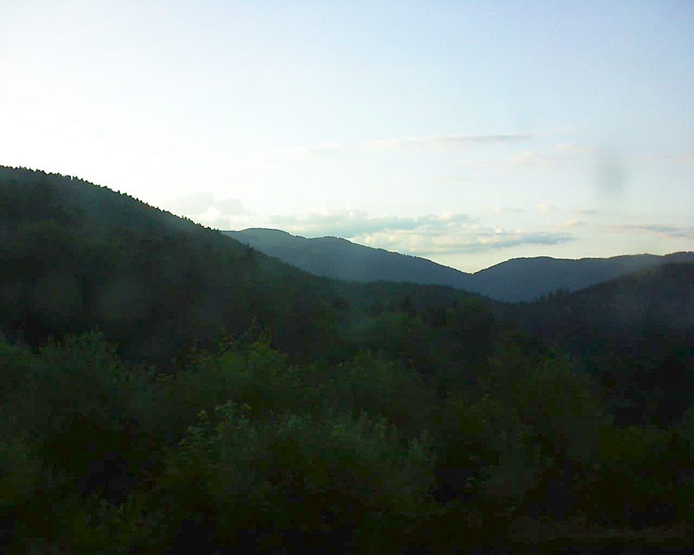 Le petit ballon vu depuis le Domaine Langmatt à Murbach le 20.06.2018 à 20:45 Le petit ballon (Alsace, Vosges) le 20.06.2018 à 20:45