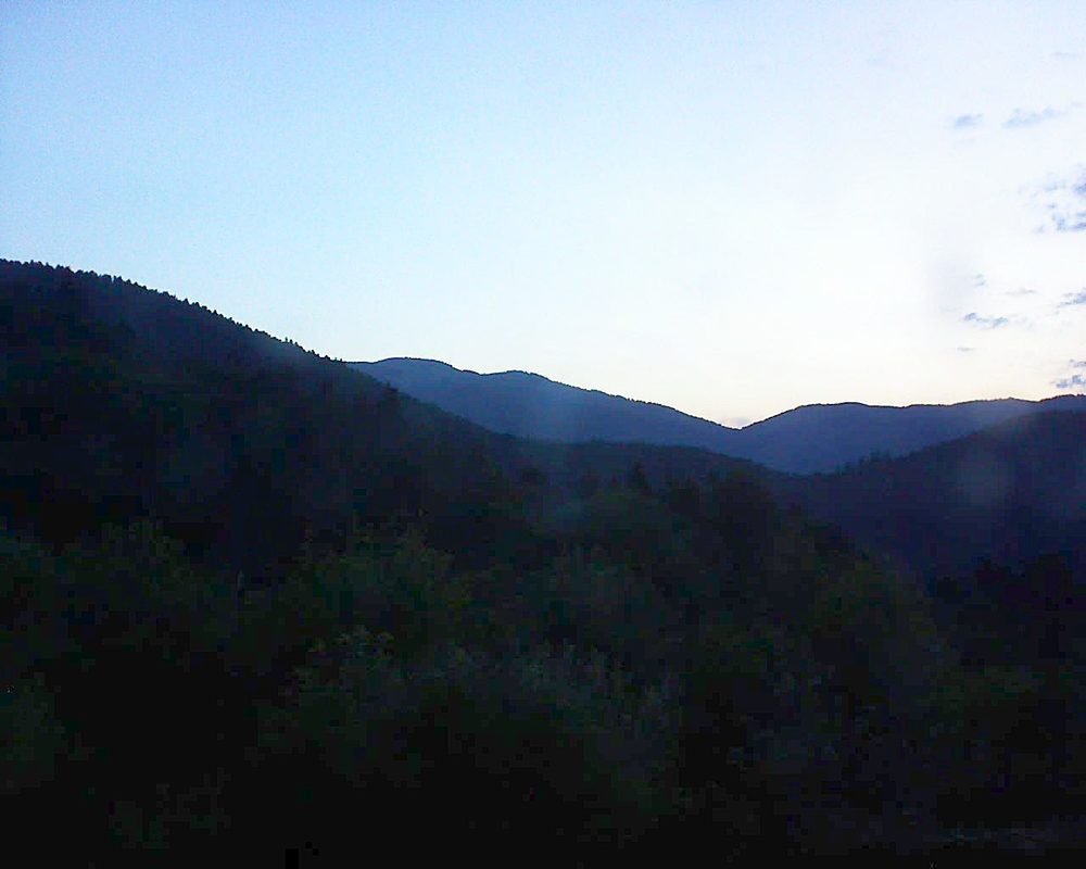 Le petit ballon vu depuis le Domaine Langmatt à Murbach le 21.06.2018 à 05:15 Le petit ballon (Alsace, Vosges) le 21.06.2018 à 05:15