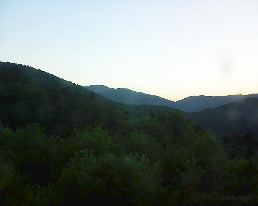 Le petit ballon vu depuis le Domaine Langmatt à Murbach le 21.06.2018 à 05:45 Le petit ballon (Alsace, Vosges) le 21.06.2018 à 05:45