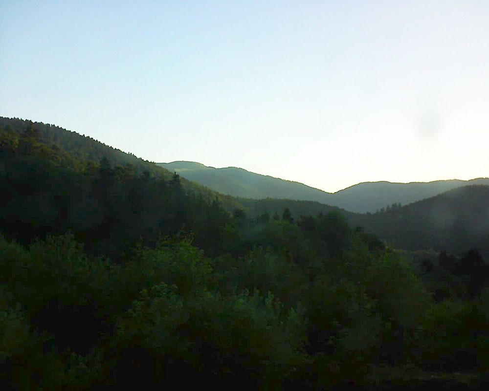 Le petit ballon vu depuis le Domaine Langmatt à Murbach le 21.06.2018 à 06:15 Le petit ballon (Alsace, Vosges) le 21.06.2018 à 06:15