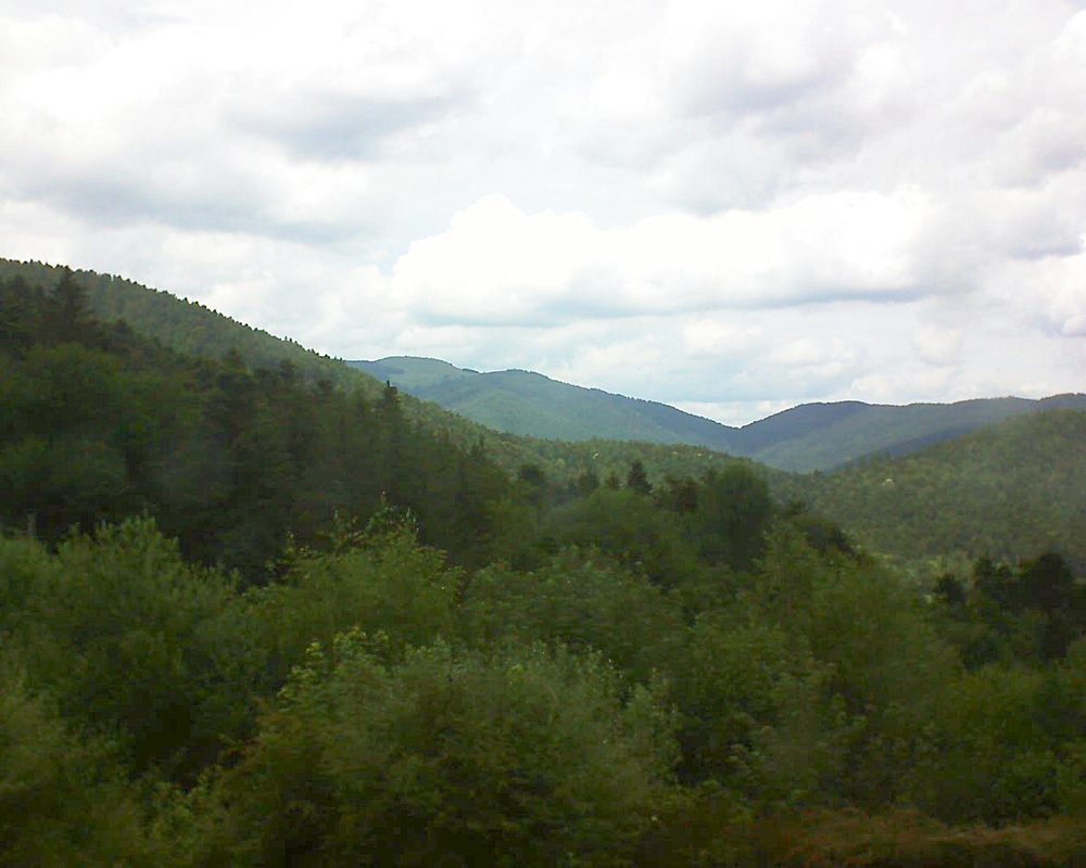 Le petit ballon vu depuis le Domaine Langmatt à Murbach le 21.06.2018 à 14:15 Le petit ballon (Alsace, Vosges) le 21.06.2018 à 14:15