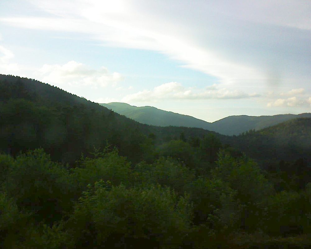 Le petit ballon vu depuis le Domaine Langmatt à Murbach le 21.06.2018 à 20:30 Le petit ballon (Alsace, Vosges) le 21.06.2018 à 20:30