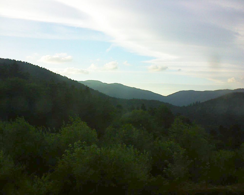 Le petit ballon vu depuis le Domaine Langmatt à Murbach le 21.06.2018 à 20:45 Le petit ballon (Alsace, Vosges) le 21.06.2018 à 20:45