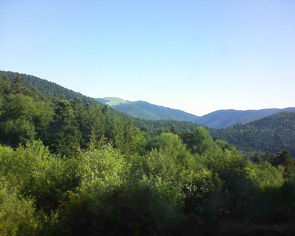 Le petit ballon vu depuis le Domaine Langmatt à Murbach le 22.06.2018 à 08:30 Le petit ballon (Alsace, Vosges) le 22.06.2018 à 08:30