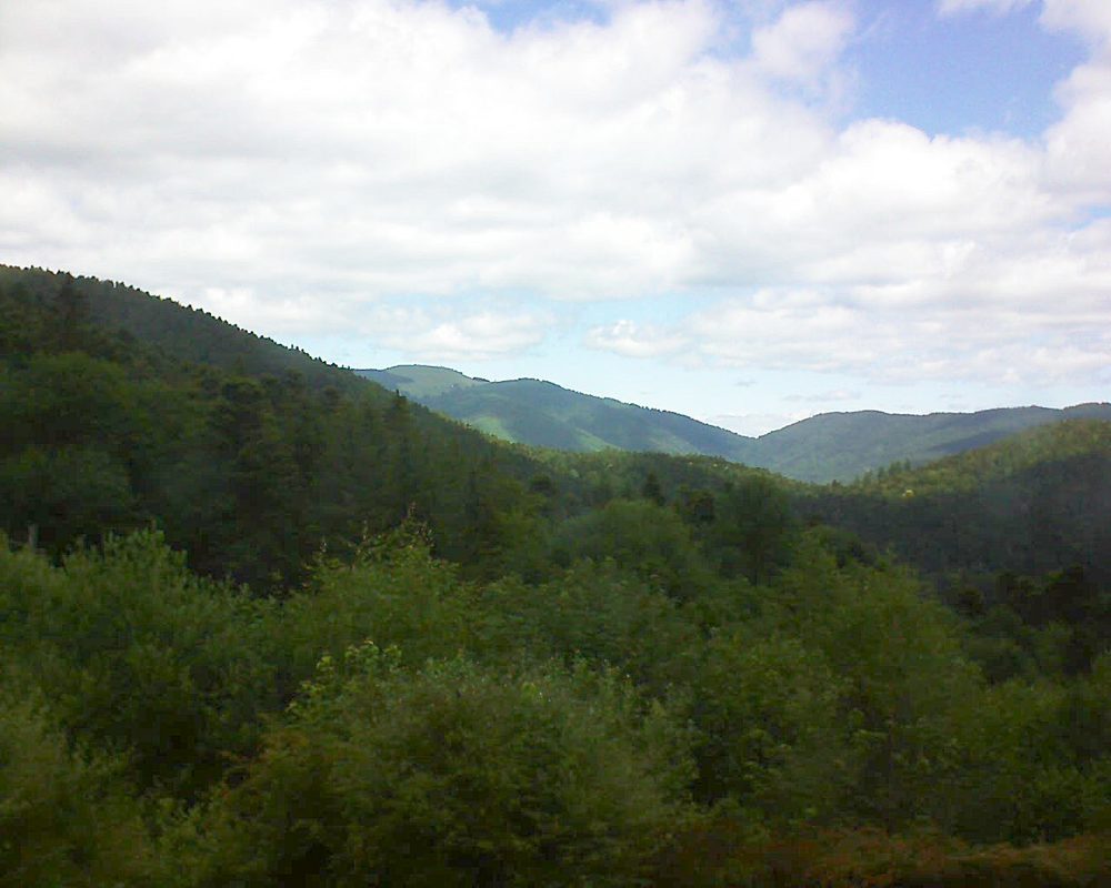 Le petit ballon vu depuis le Domaine Langmatt à Murbach le 22.06.2018 à 12:30 Le petit ballon (Alsace, Vosges) le 22.06.2018 à 12:30
