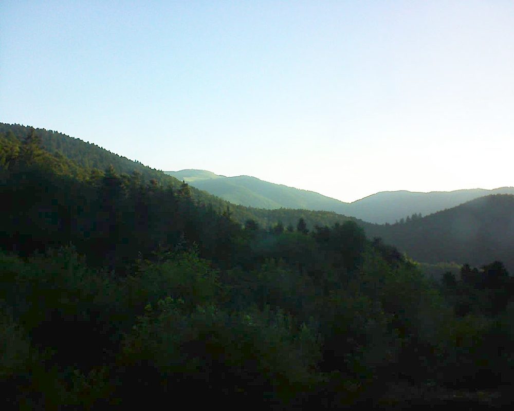 Le petit ballon vu depuis le Domaine Langmatt à Murbach le 23.06.2018 à 06:30 Le petit ballon (Alsace, Vosges) le 23.06.2018 à 06:30