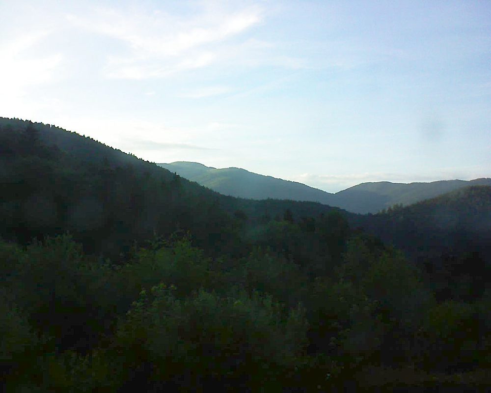 Le petit ballon vu depuis le Domaine Langmatt à Murbach le 23.06.2018 à 20:15 Le petit ballon (Alsace, Vosges) le 23.06.2018 à 20:15