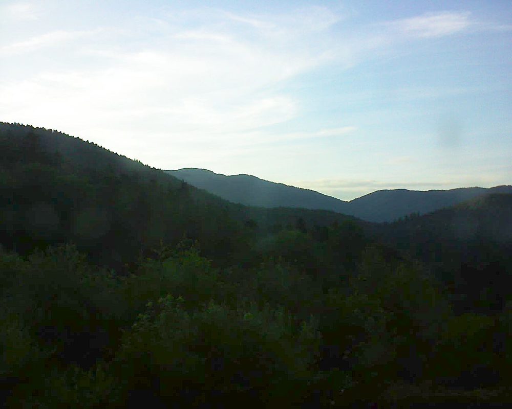Le petit ballon vu depuis le Domaine Langmatt à Murbach le 23.06.2018 à 20:45 Le petit ballon (Alsace, Vosges) le 23.06.2018 à 20:45