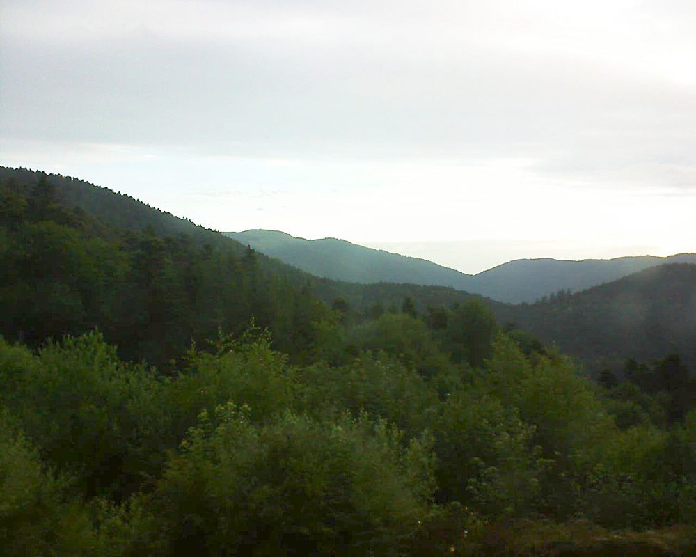 Le petit ballon vu depuis le Domaine Langmatt à Murbach le 24.06.2018 à 06:00 Le petit ballon (Alsace, Vosges) le 24.06.2018 à 06:00