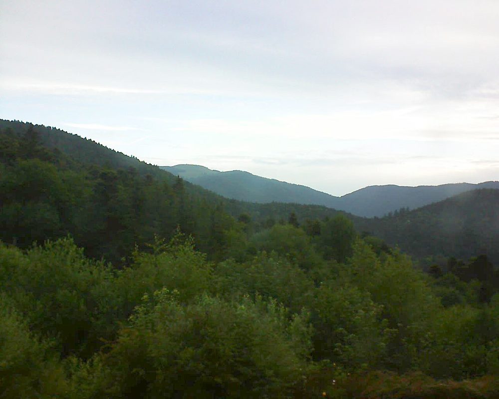 Le petit ballon vu depuis le Domaine Langmatt à Murbach le 24.06.2018 à 06:45 Le petit ballon (Alsace, Vosges) le 24.06.2018 à 06:45
