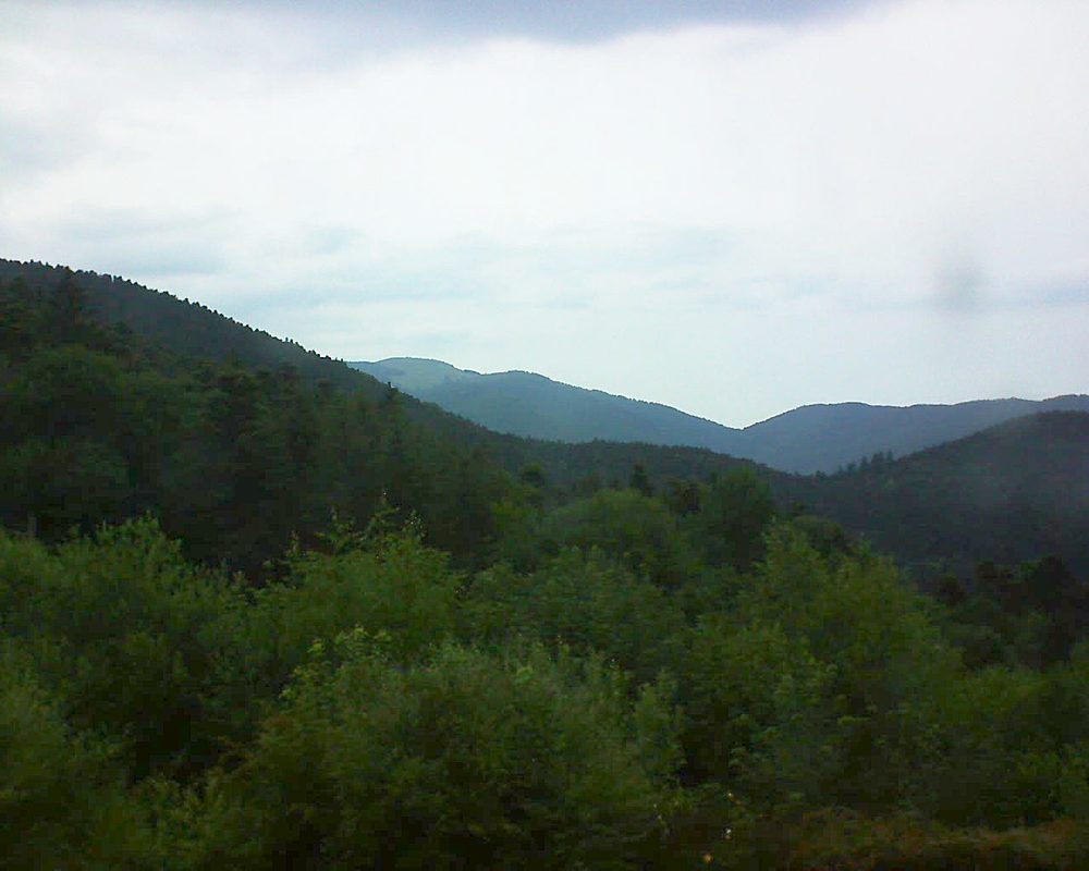 Le petit ballon vu depuis le Domaine Langmatt à Murbach le 24.06.2018 à 20:45 Le petit ballon (Alsace, Vosges) le 24.06.2018 à 20:45
