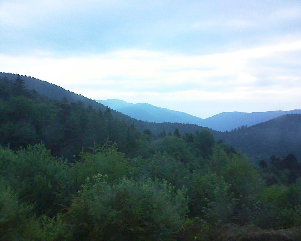 Le petit ballon vu depuis le Domaine Langmatt à Murbach le 25.06.2018 à 05:45 Le petit ballon (Alsace, Vosges) le 25.06.2018 à 05:45