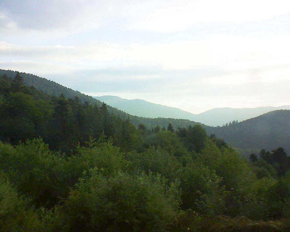 Le petit ballon vu depuis le Domaine Langmatt à Murbach le 25.06.2018 à 06:45 Le petit ballon (Alsace, Vosges) le 25.06.2018 à 06:45