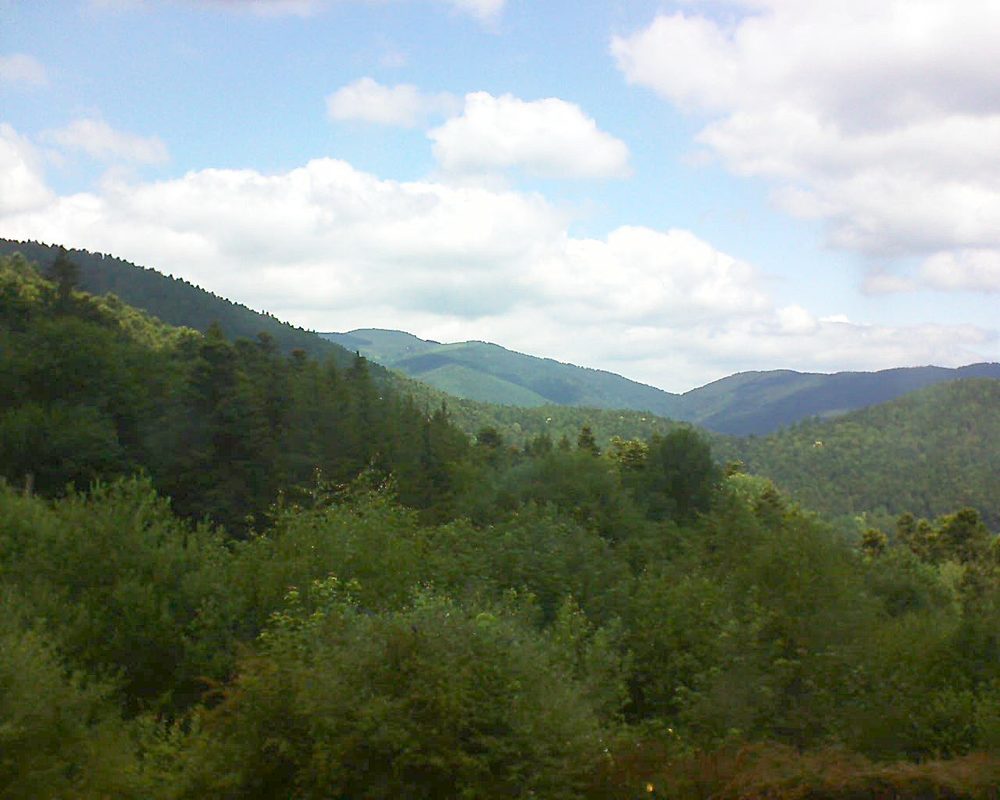 Le petit ballon vu depuis le Domaine Langmatt à Murbach le 25.06.2018 à 12:45 Le petit ballon (Alsace, Vosges) le 25.06.2018 à 12:45