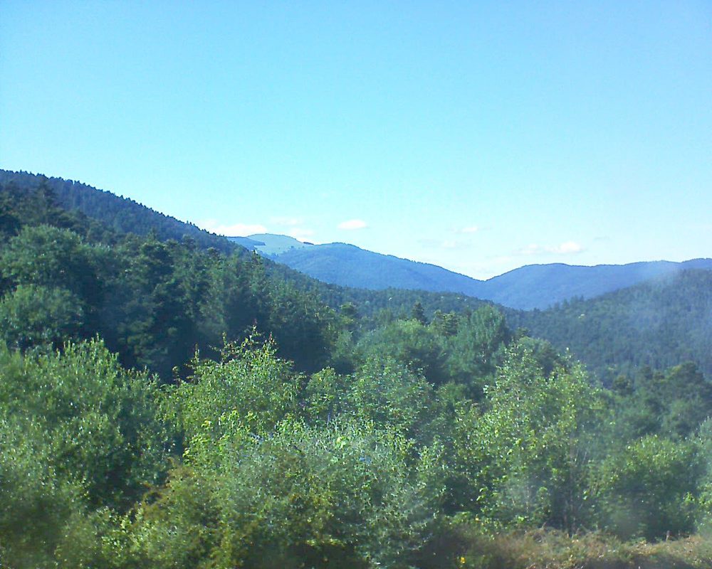 Le petit ballon vu depuis le Domaine Langmatt à Murbach le 25.06.2018 à 17:15 Le petit ballon (Alsace, Vosges) le 25.06.2018 à 17:15