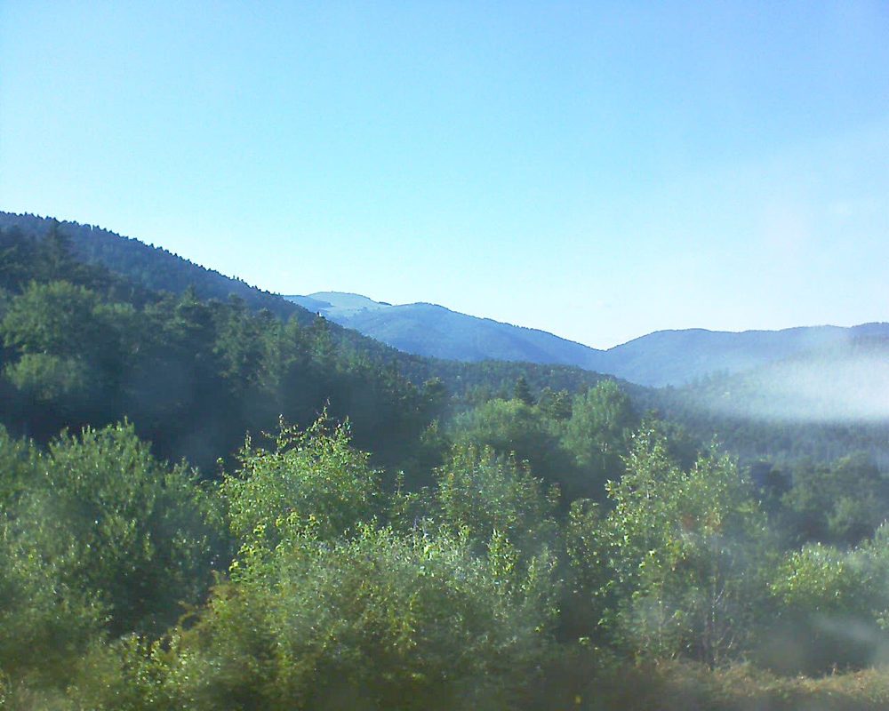 Le petit ballon vu depuis le Domaine Langmatt à Murbach le 25.06.2018 à 18:45 Le petit ballon (Alsace, Vosges) le 25.06.2018 à 18:45
