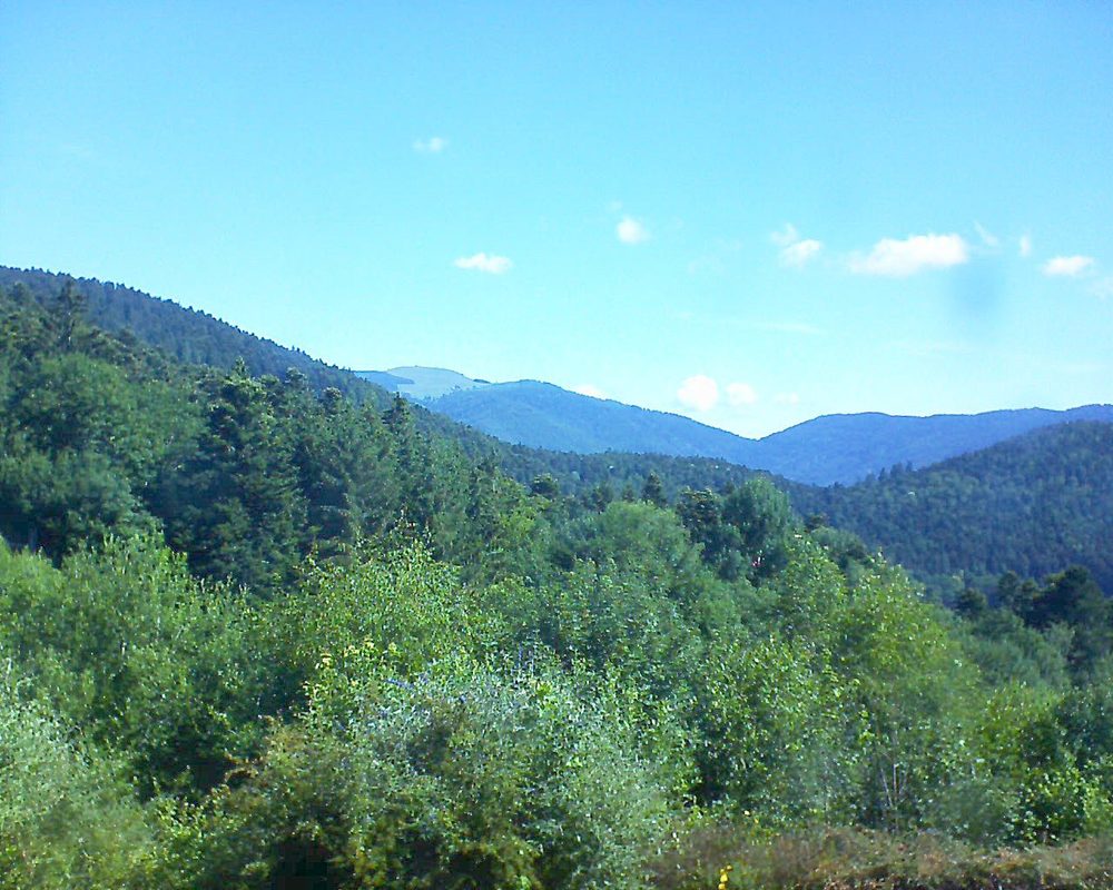Le petit ballon vu depuis le Domaine Langmatt à Murbach le 26.06.2018 à 10:15 Le petit ballon (Alsace, Vosges) le 26.06.2018 à 10:15