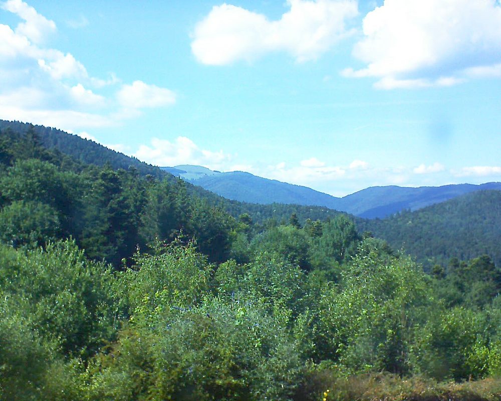 Le petit ballon vu depuis le Domaine Langmatt à Murbach le 26.06.2018 à 16:30 Le petit ballon (Alsace, Vosges) le 26.06.2018 à 16:30