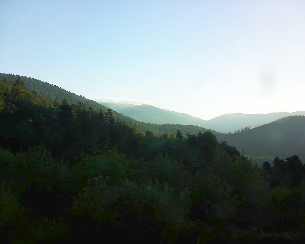 Le petit ballon vu depuis le Domaine Langmatt à Murbach le 27.06.2018 à 06:45 Le petit ballon (Alsace, Vosges) le 27.06.2018 à 06:45