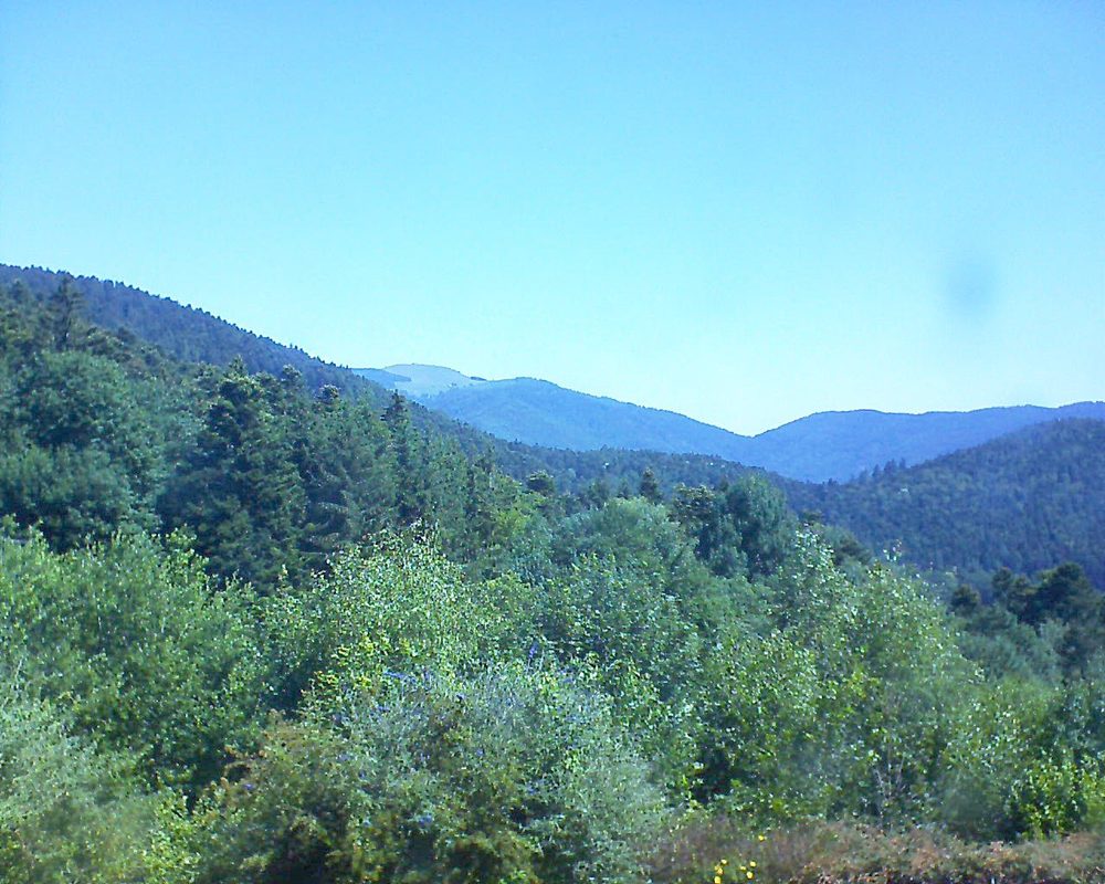 Le petit ballon vu depuis le Domaine Langmatt à Murbach le 27.06.2018 à 11:15 Le petit ballon (Alsace, Vosges) le 27.06.2018 à 11:15