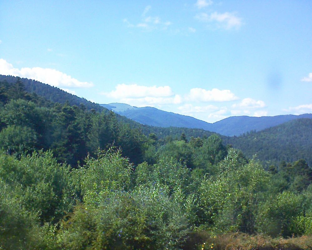 Le petit ballon vu depuis le Domaine Langmatt à Murbach le 27.06.2018 à 16:45 Le petit ballon (Alsace, Vosges) le 27.06.2018 à 16:45