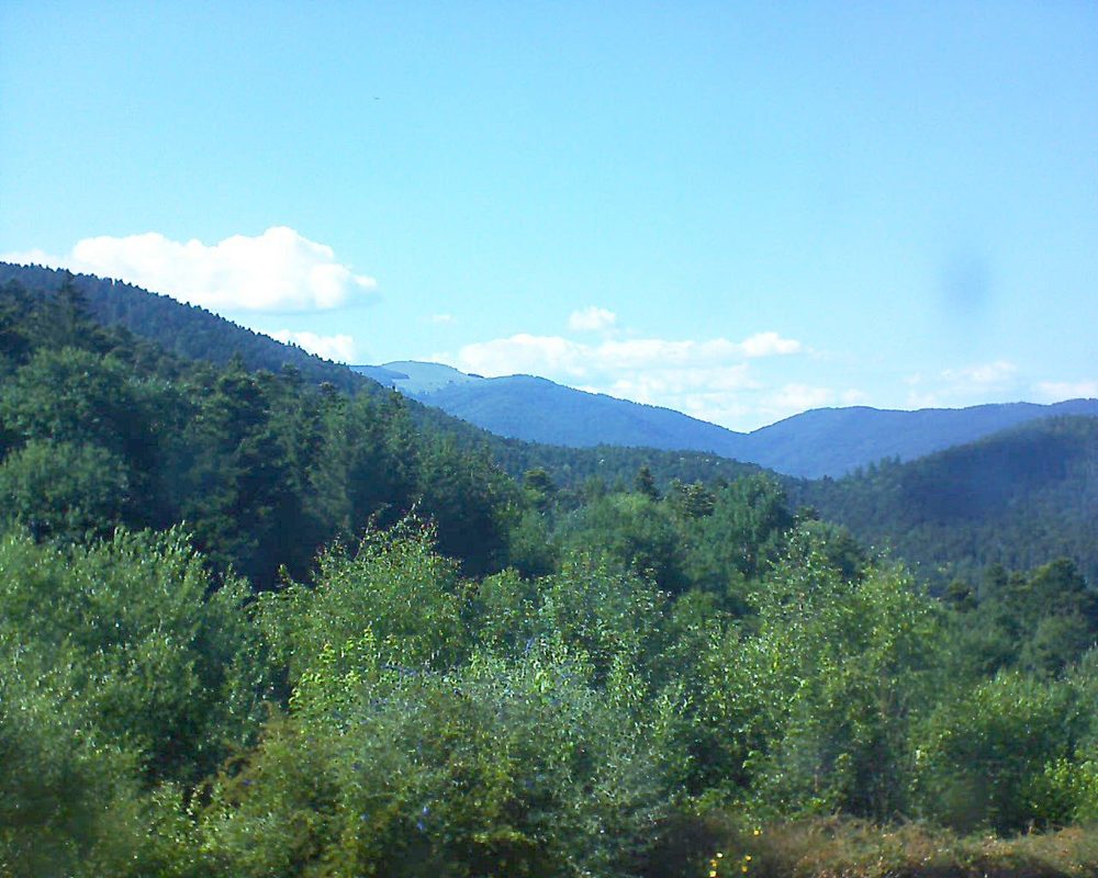 Le petit ballon vu depuis le Domaine Langmatt à Murbach le 27.06.2018 à 17:00 Le petit ballon (Alsace, Vosges) le 27.06.2018 à 17:00