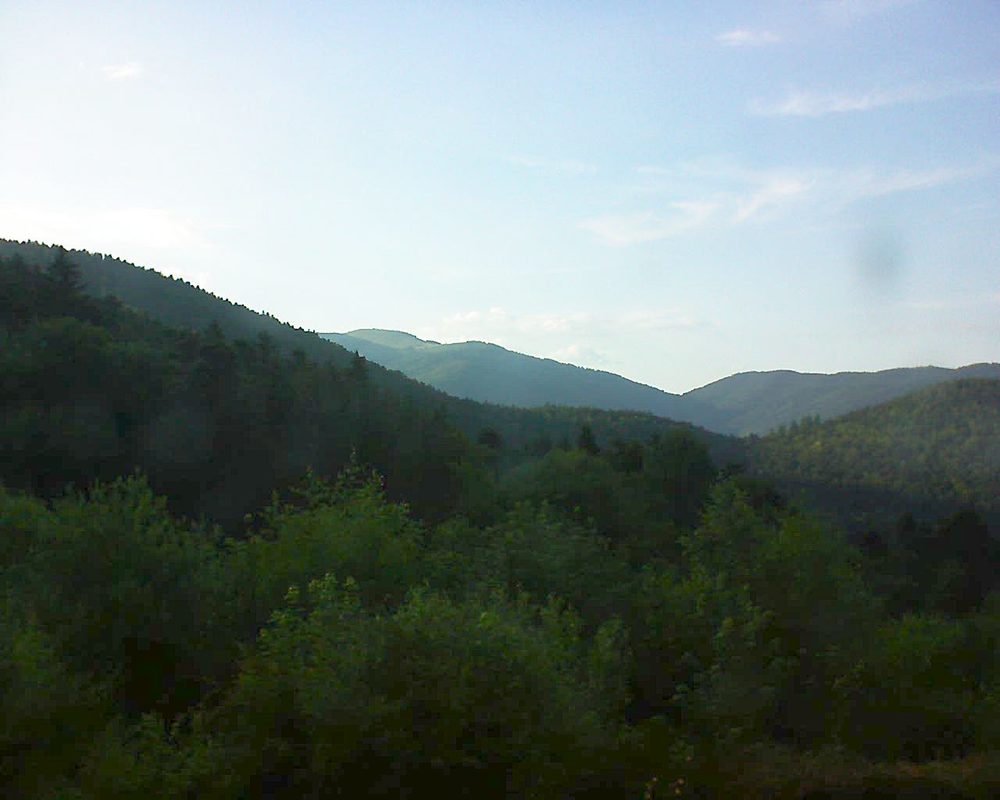 Le petit ballon vu depuis le Domaine Langmatt à Murbach le 27.06.2018 à 19:45 Le petit ballon (Alsace, Vosges) le 27.06.2018 à 19:45