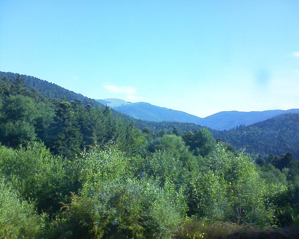 Le petit ballon vu depuis le Domaine Langmatt à Murbach le 28.06.2018 à 09:00 Le petit ballon (Alsace, Vosges) le 28.06.2018 à 09:00