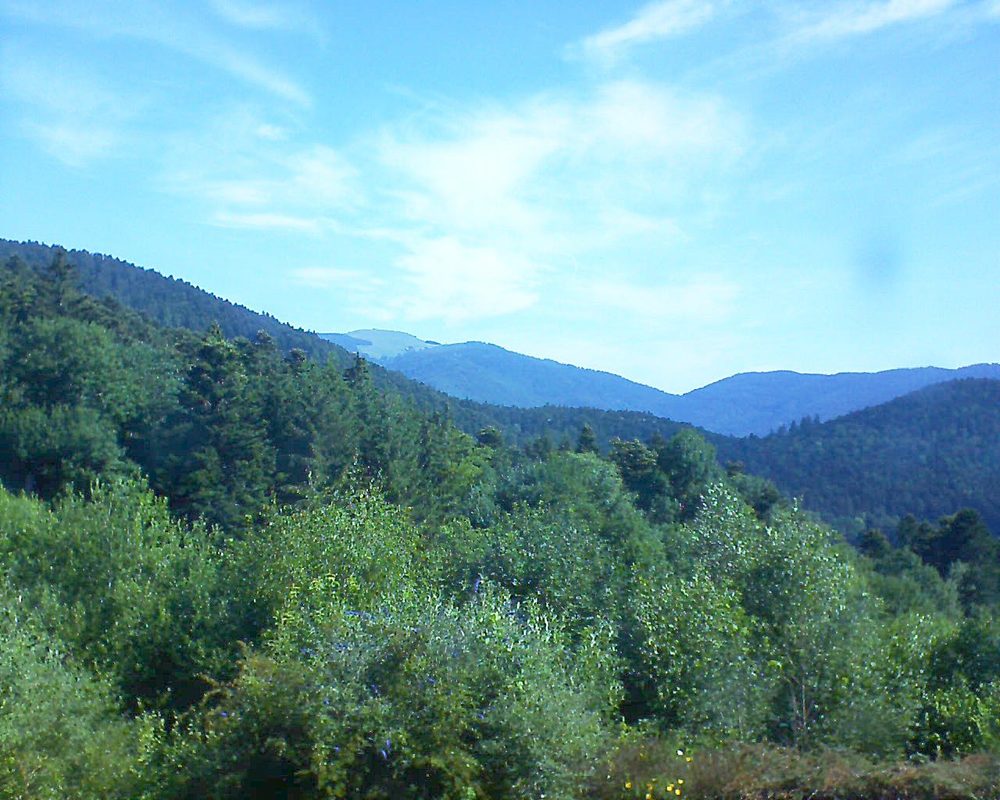 Le petit ballon vu depuis le Domaine Langmatt à Murbach le 28.06.2018 à 09:45 Le petit ballon (Alsace, Vosges) le 28.06.2018 à 09:45