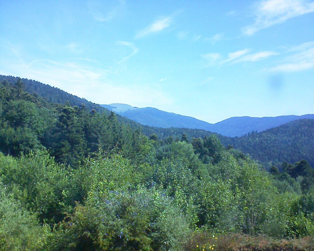 Le petit ballon vu depuis le Domaine Langmatt à Murbach le 28.06.2018 à 10:15 Le petit ballon (Alsace, Vosges) le 28.06.2018 à 10:15