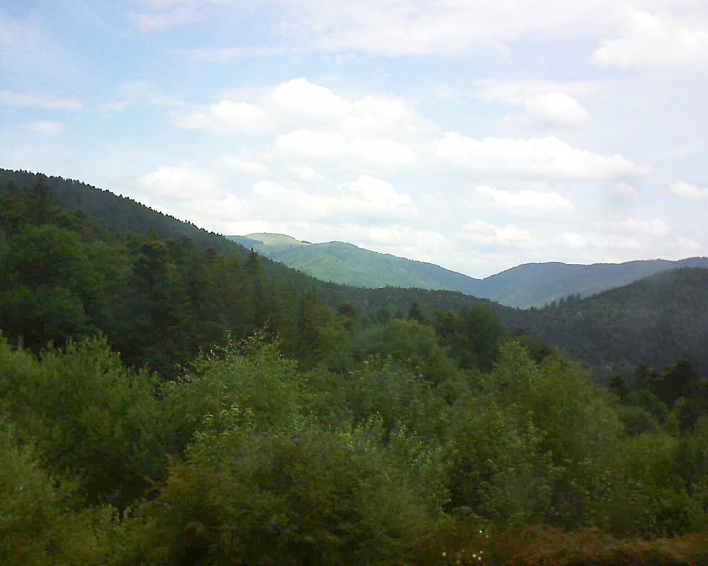 Le petit ballon vu depuis le Domaine Langmatt à Murbach le 28.06.2018 à 12:45 Le petit ballon (Alsace, Vosges) le 28.06.2018 à 12:45