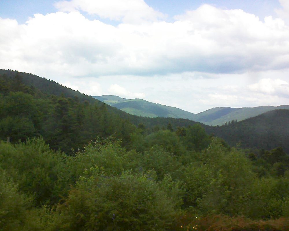 Le petit ballon vu depuis le Domaine Langmatt à Murbach le 28.06.2018 à 14:15 Le petit ballon (Alsace, Vosges) le 28.06.2018 à 14:15