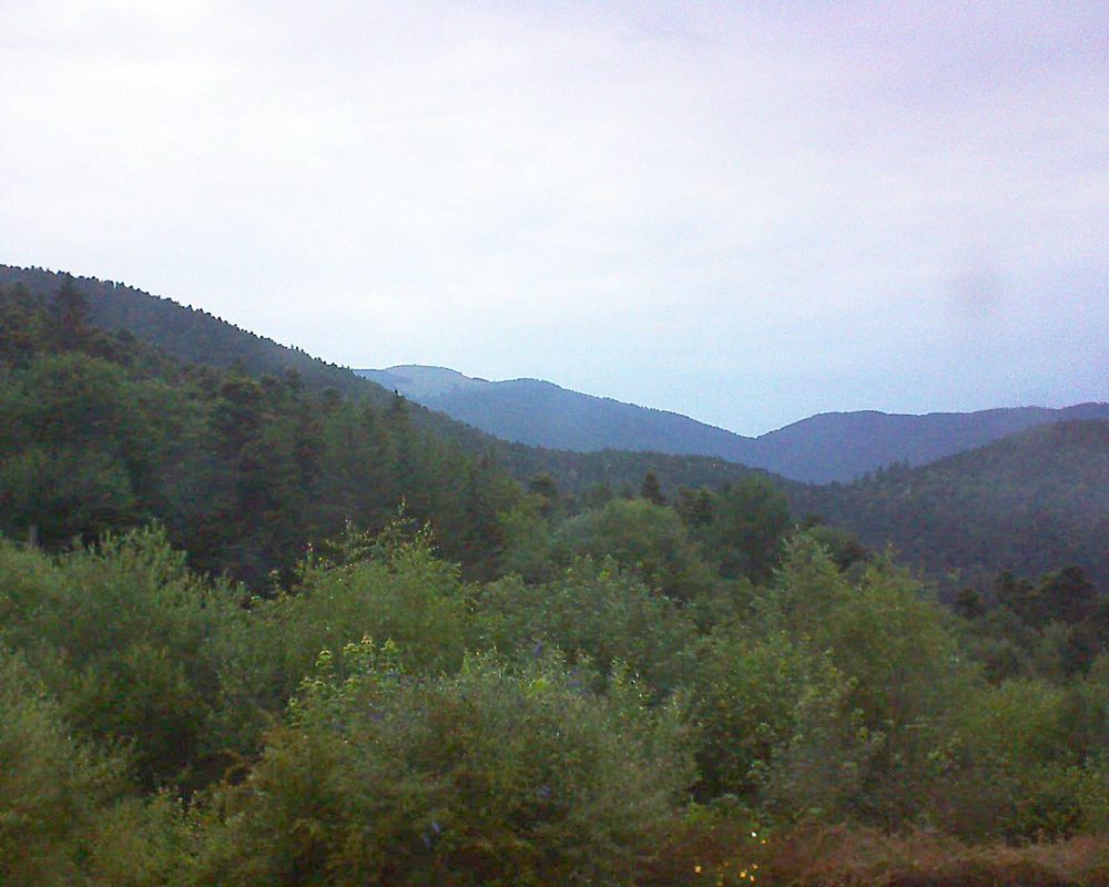 Le petit ballon vu depuis le Domaine Langmatt à Murbach le 28.06.2018 à 21:30 Le petit ballon (Alsace, Vosges) le 28.06.2018 à 21:30